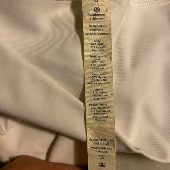 Lululemon White Anew Crop size 8 - Picture 4 of 6